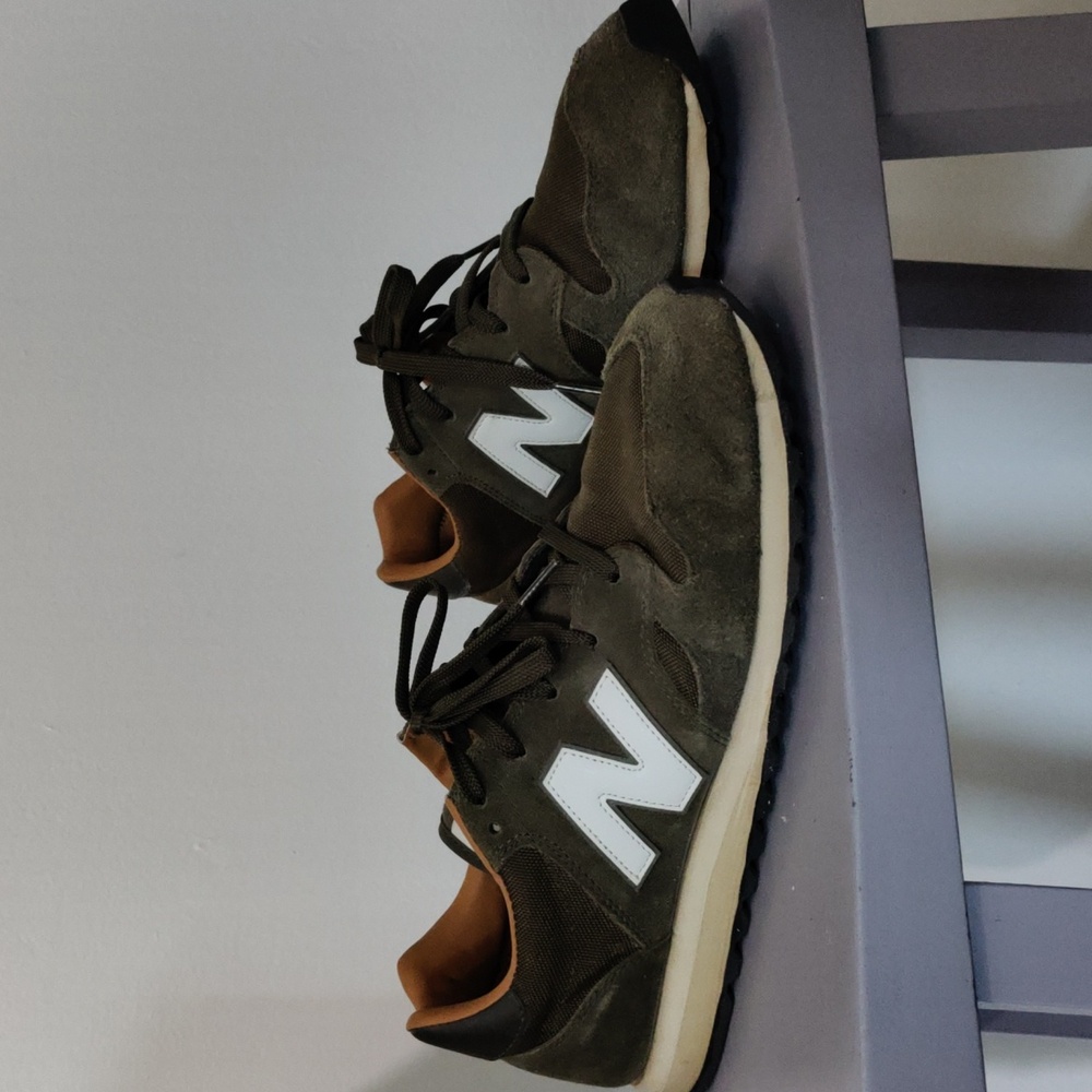 New Balance 520 in the Military Dark Triumph/Brown Sugar colorway. - Picture 2 of 13